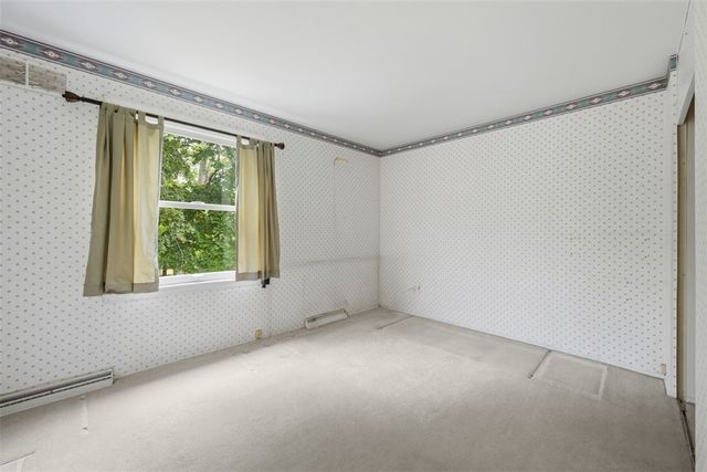 139 E Edgewood Dr, Peters Twp, PA 15317