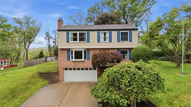 139 E Edgewood Dr, Peters Twp, PA 15317