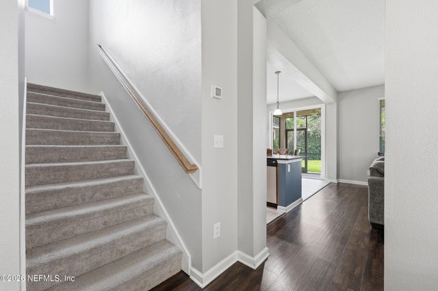 732 BRIAR VIEW Drive, Orange Park, FL 32065