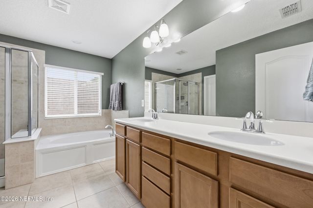 732 BRIAR VIEW Drive, Orange Park, FL 32065