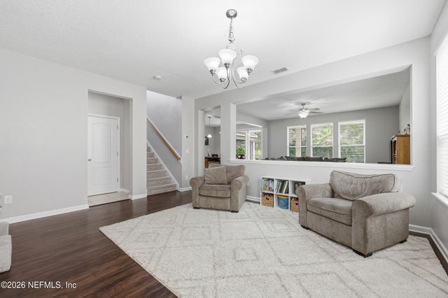 732 BRIAR VIEW Drive, Orange Park, FL 32065