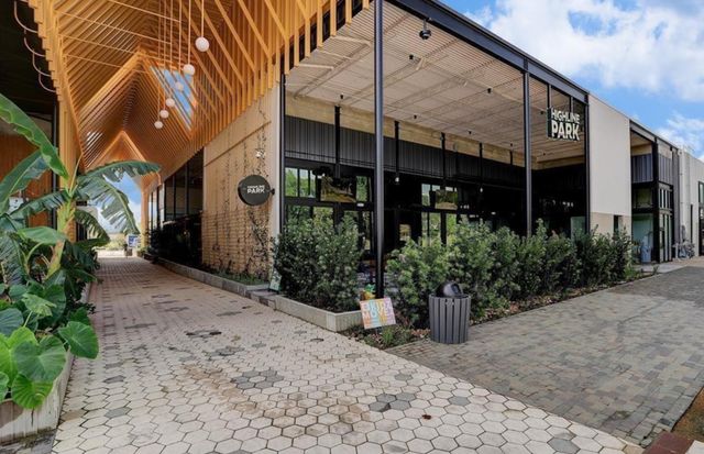 813 Waverly Street, Houston, TX 77007