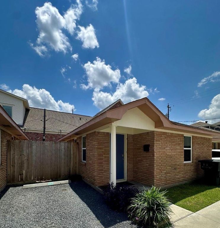 813 Waverly Street, Houston, TX 77007