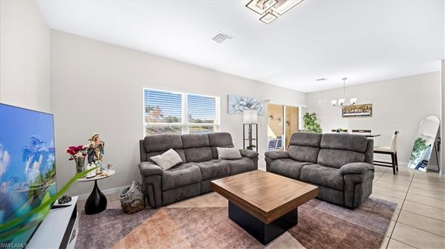 3770 Crofton CT, Fort Myers, FL 33916