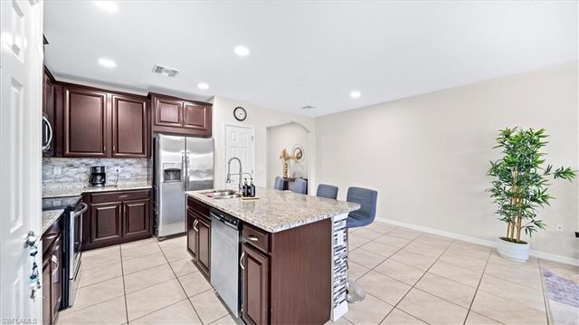 3770 Crofton CT, Fort Myers, FL 33916