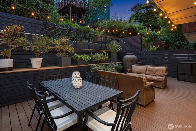 431 26th Avenue E, Seattle, WA 98112