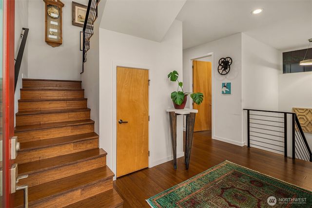 431 26th Avenue E, Seattle, WA 98112