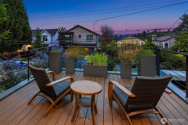 431 26th Avenue E, Seattle, WA 98112