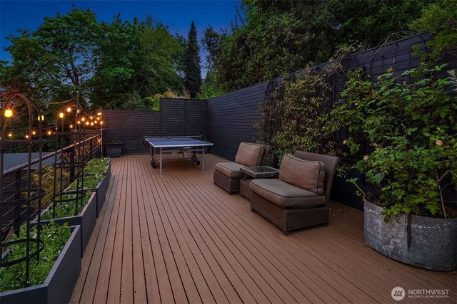 431 26th Avenue E, Seattle, WA 98112