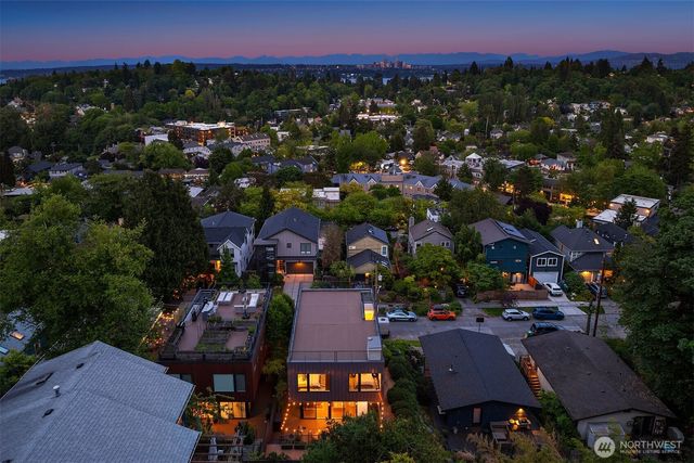 431 26th Avenue E, Seattle, WA 98112