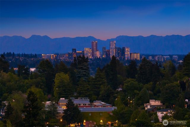 431 26th Avenue E, Seattle, WA 98112