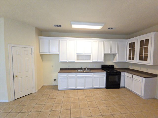 6131 Andwood Street B, Houston, TX 77087