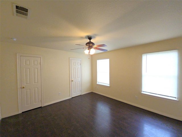 6131 Andwood Street B, Houston, TX 77087