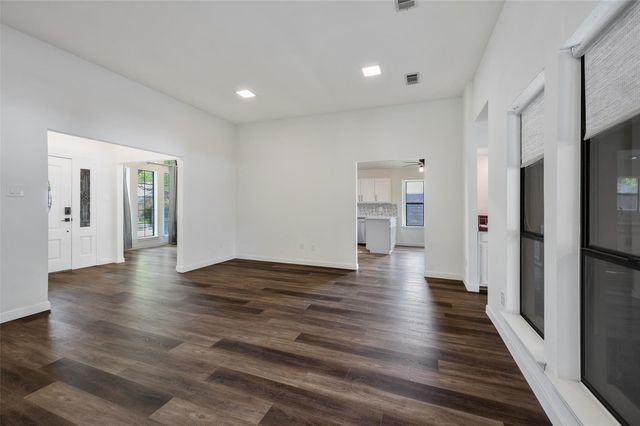 1413 Pecan Creek Drive, Garland, TX 75044