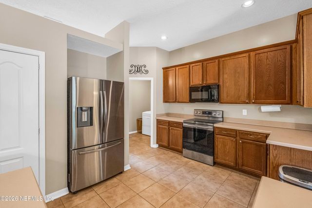 204 ELMWOOD Drive, St. Johns, FL 32259