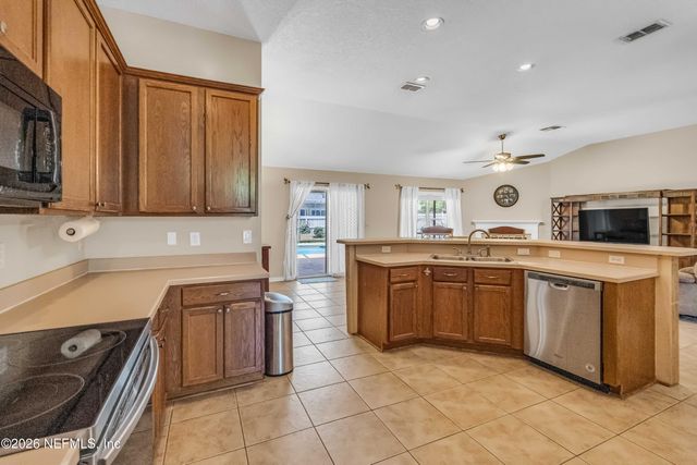 204 ELMWOOD Drive, St. Johns, FL 32259