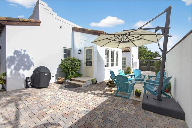 227 Fordham Drive, Lake Worth Beach, FL 33460