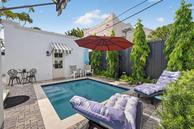 227 Fordham Drive, Lake Worth Beach, FL 33460
