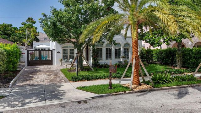 227 Fordham Drive, Lake Worth Beach, FL 33460