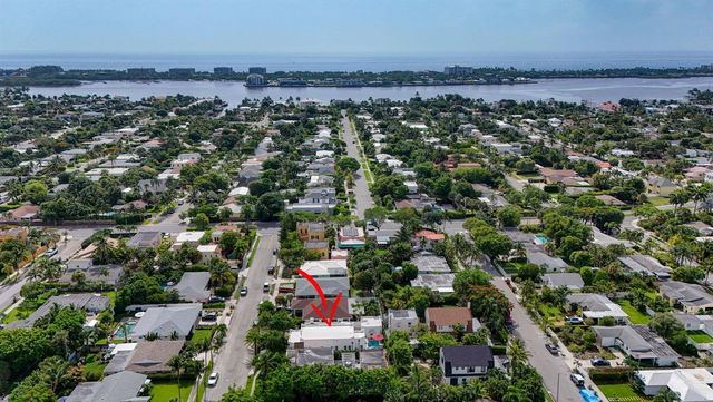 227 Fordham Drive, Lake Worth Beach, FL 33460