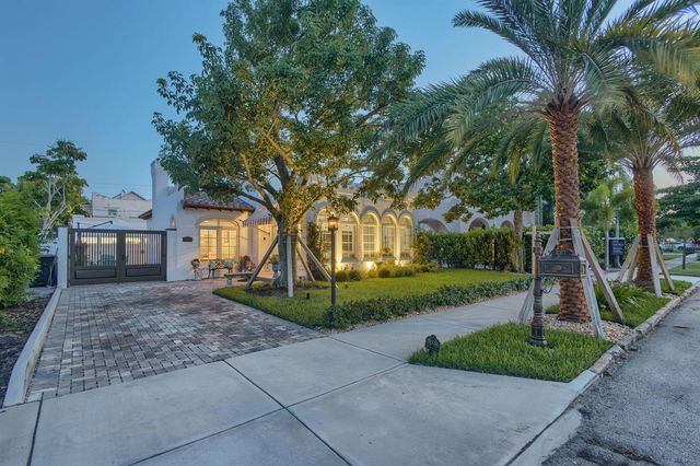 227 Fordham Drive, Lake Worth Beach, FL 33460