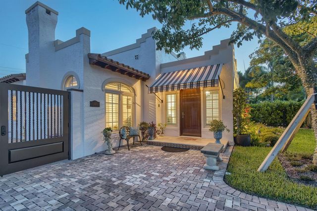 227 Fordham Drive, Lake Worth Beach, FL 33460