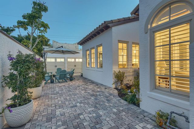 227 Fordham Drive, Lake Worth Beach, FL 33460