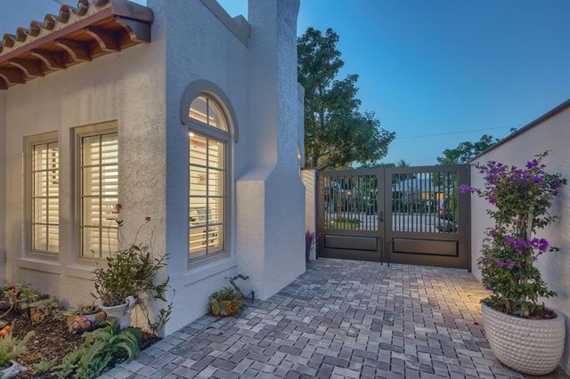 227 Fordham Drive, Lake Worth Beach, FL 33460