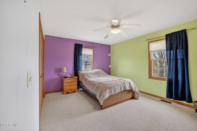 7508 Epaulet Lane, Maumee, OH 43537