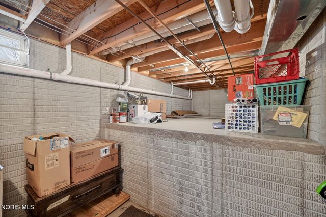 7508 Epaulet Lane, Maumee, OH 43537