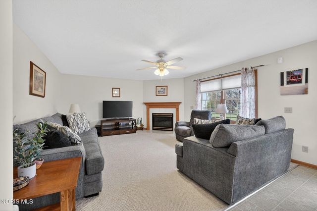 7508 Epaulet Lane, Maumee, OH 43537