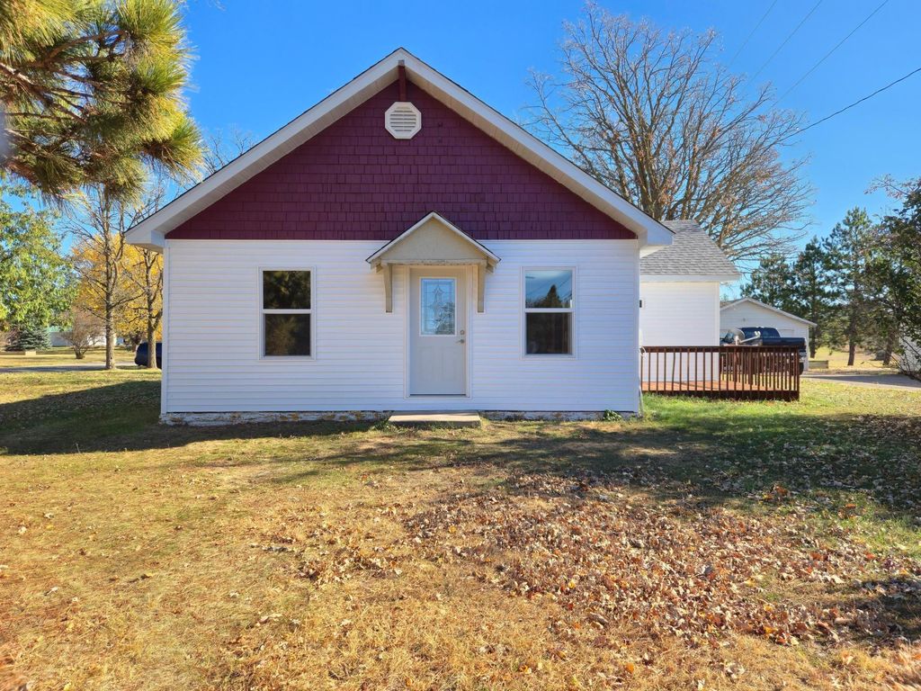 300 Central Avenue S, Park Rapids, MN 56470