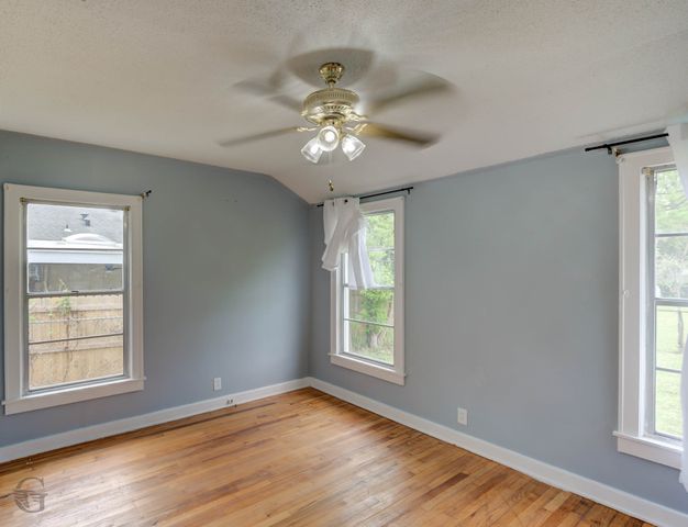 297 Pennsylvania, Shreveport, LA 71105