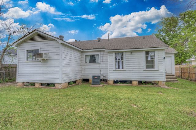 297 Pennsylvania, Shreveport, LA 71105