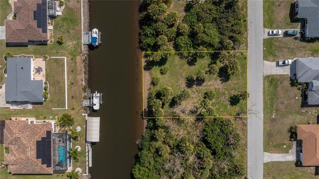 18546 ASHCROFT CIRCLE, Port Charlotte, FL 33948