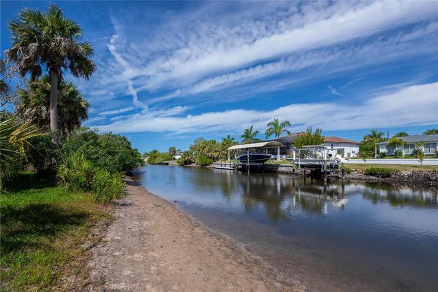 18546 ASHCROFT CIRCLE, Port Charlotte, FL 33948