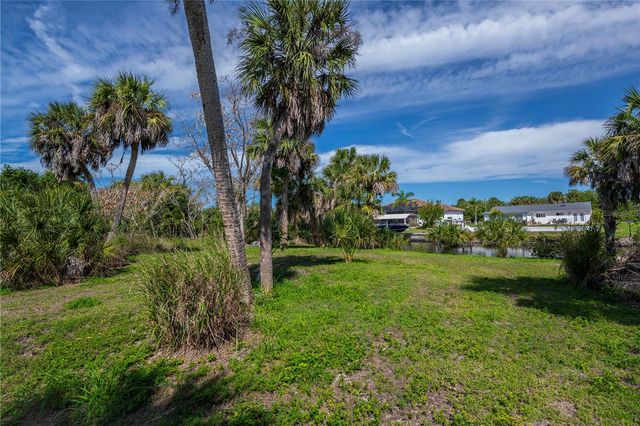 18546 ASHCROFT CIRCLE, Port Charlotte, FL 33948