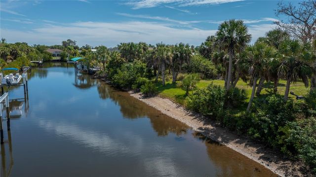 18546 ASHCROFT CIRCLE, Port Charlotte, FL 33948