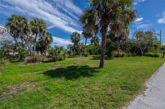 18546 ASHCROFT CIRCLE, Port Charlotte, FL 33948