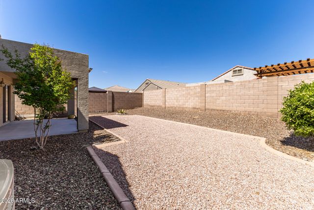 17616 W BLOOMFIELD Road, Surprise, AZ 85388