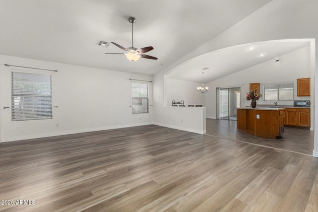 17616 W BLOOMFIELD Road, Surprise, AZ 85388