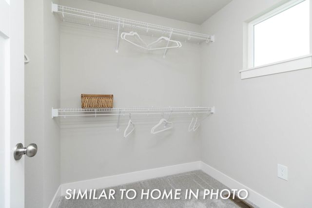 6949 Poppy Court, Johnston, IA 50131