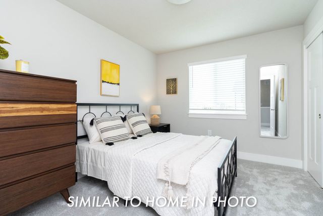 6949 Poppy Court, Johnston, IA 50131