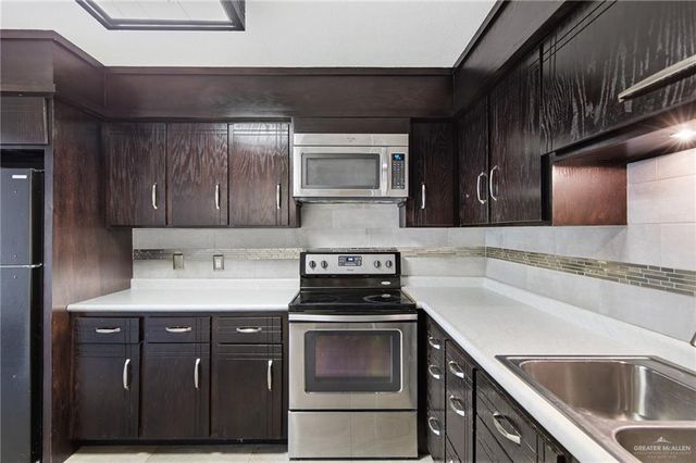 705 Continental Drive 3, Brownsville, TX 78520