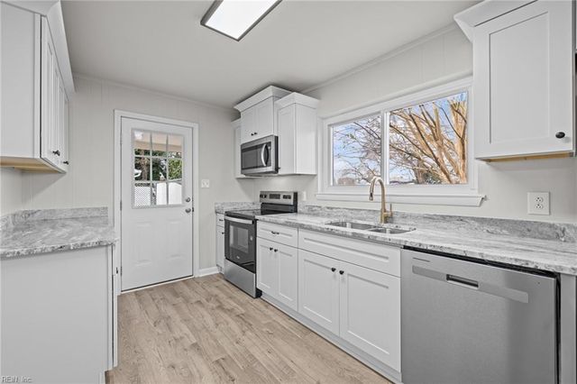 592 N Witchduck RD, Virginia Beach, VA 23462