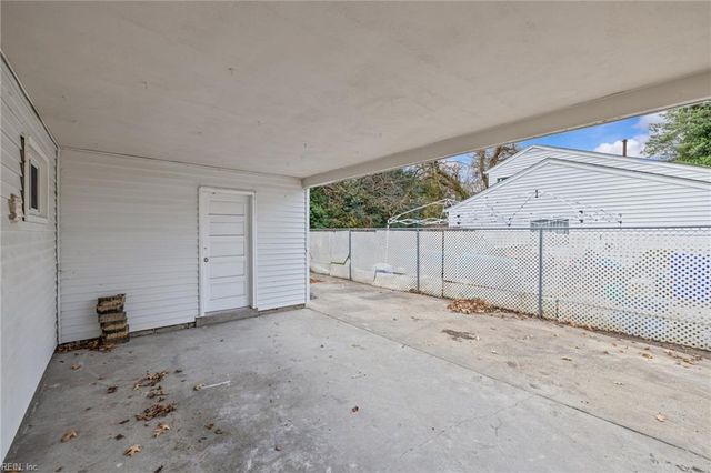 592 N Witchduck RD, Virginia Beach, VA 23462