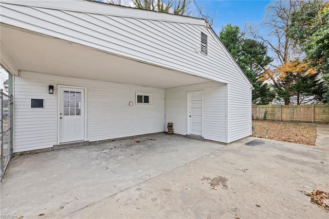 592 N Witchduck RD, Virginia Beach, VA 23462