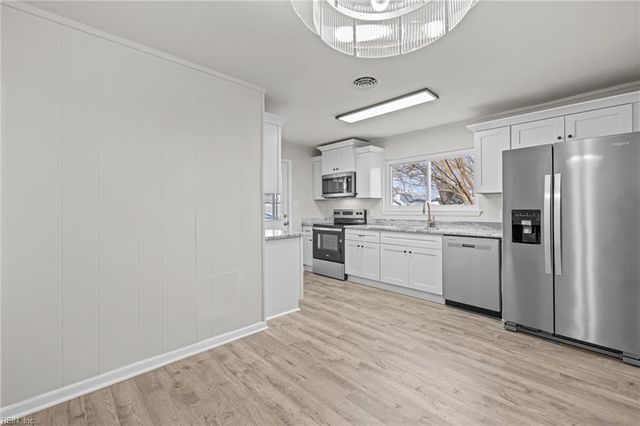 592 N Witchduck RD, Virginia Beach, VA 23462