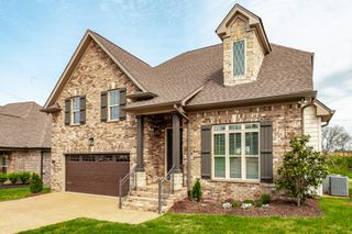 266 Hutch Ct, Gallatin, TN 37066
