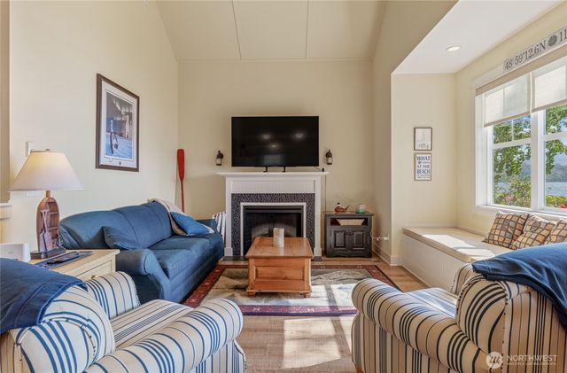 117 Barefoot Lane, Oroville, WA 98844